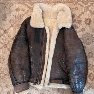 Classic B 3 Vintage Original Leather and Shearling Bomber Jacket men's M/L